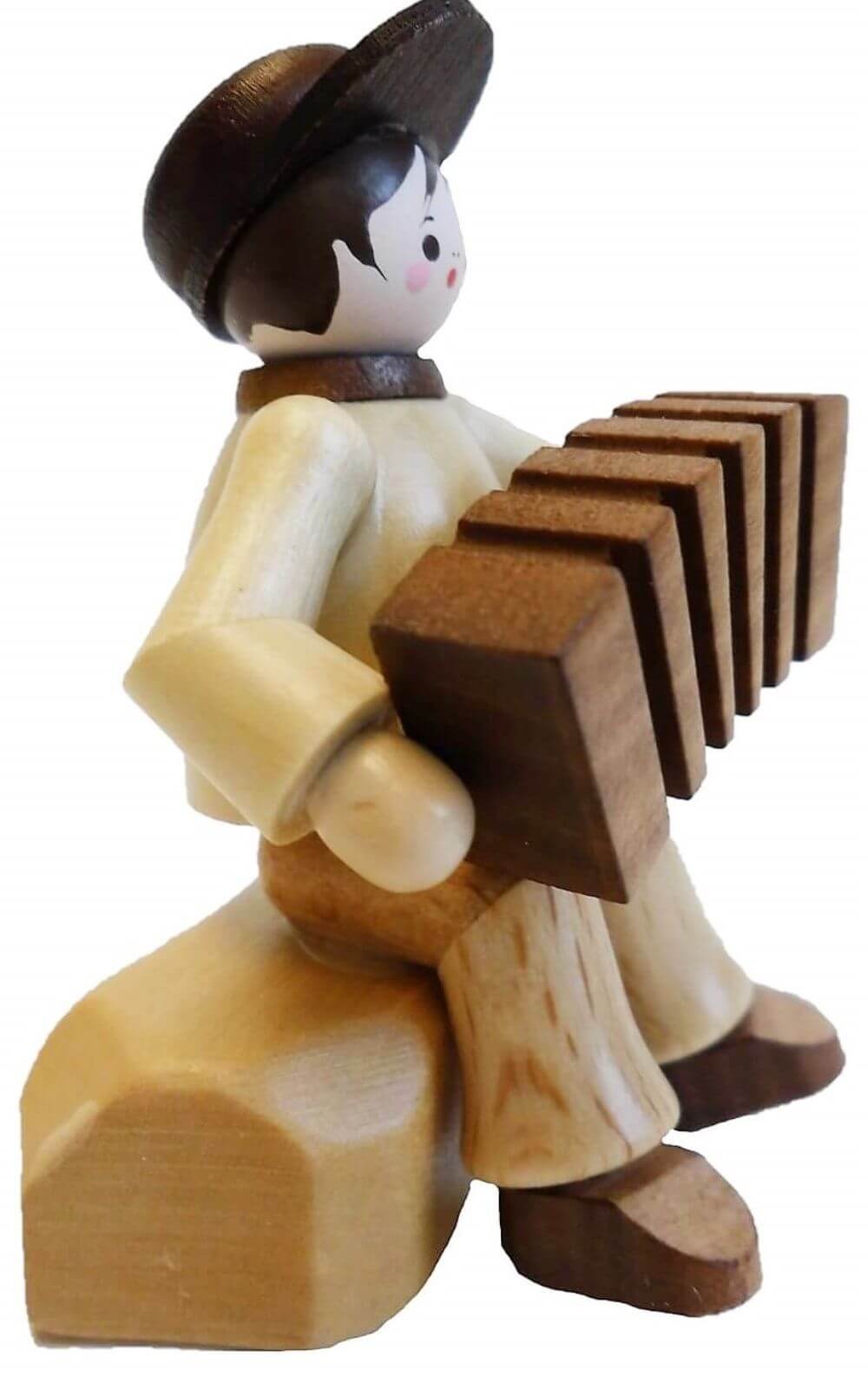 Miniature accordion player, sitting by Romy Thiel_2