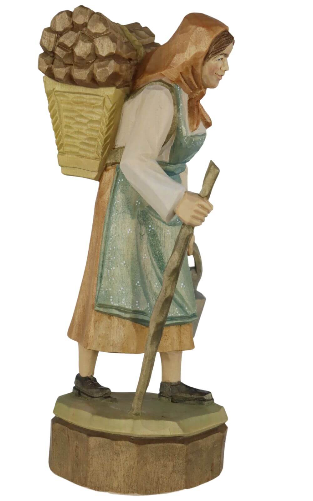 Forest woman, carved, colored by Schnitzkunst aus dem Erzgebirge_1