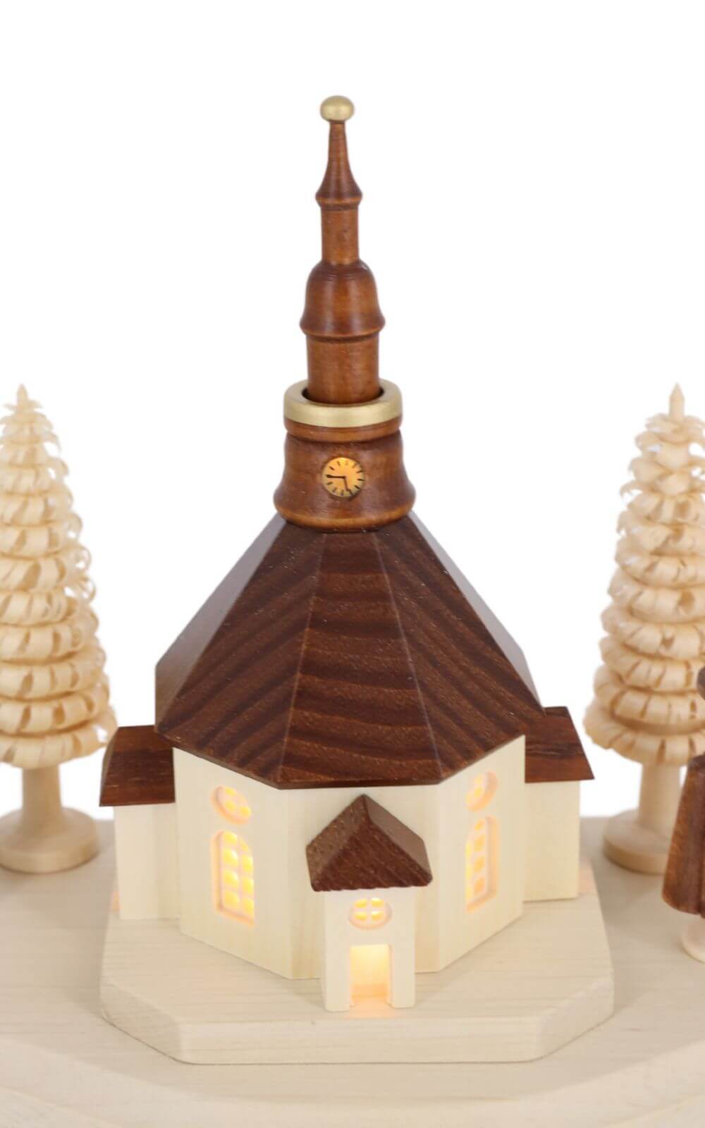 Pedestal board with Seiffen village and Kurrende, illuminated by SEIFFEN.COM_4