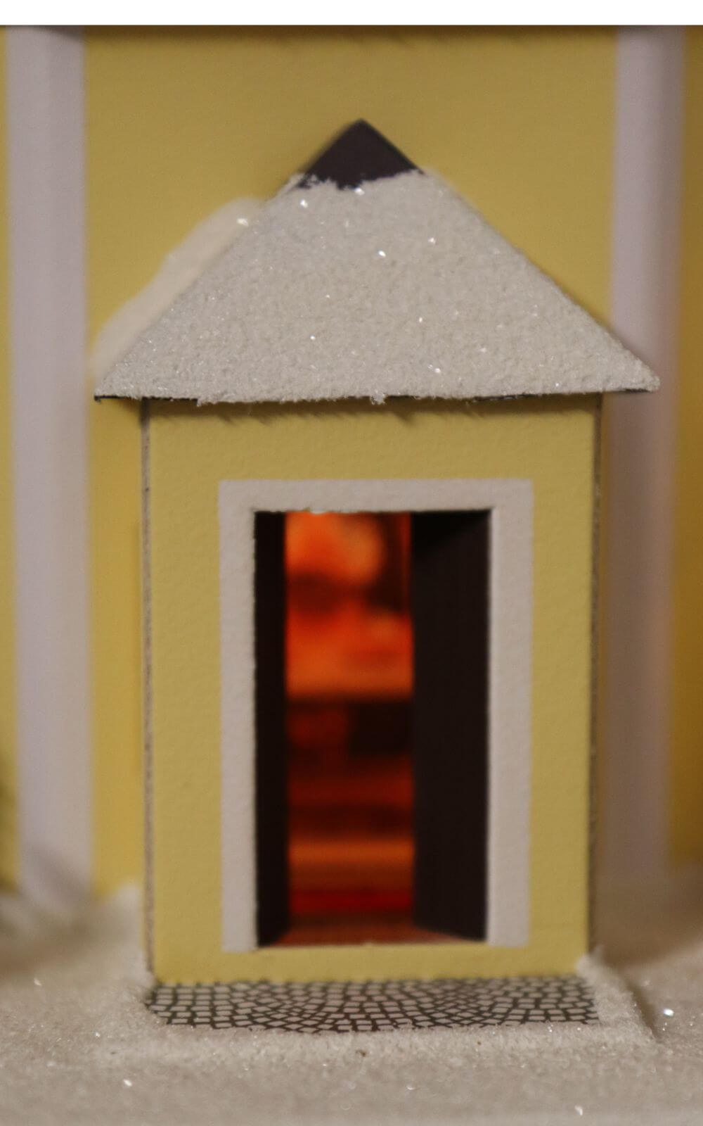 House of lights Seiffen church with Christmas tree, 42 cm by Birgit Uhlig_6