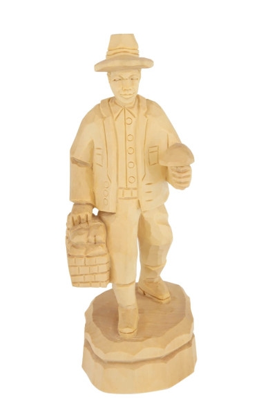 Mushroom picker, carved, 20 cm / 7,9 inches, from the Erzgebirge woodcarving tradition